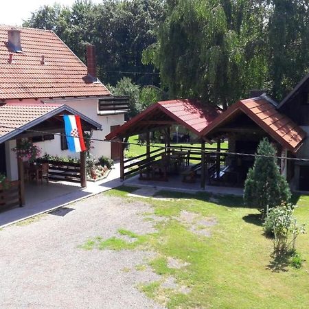 Apartments With A Parking Space Smoljanac, Plitvice - 12345 Exterior foto